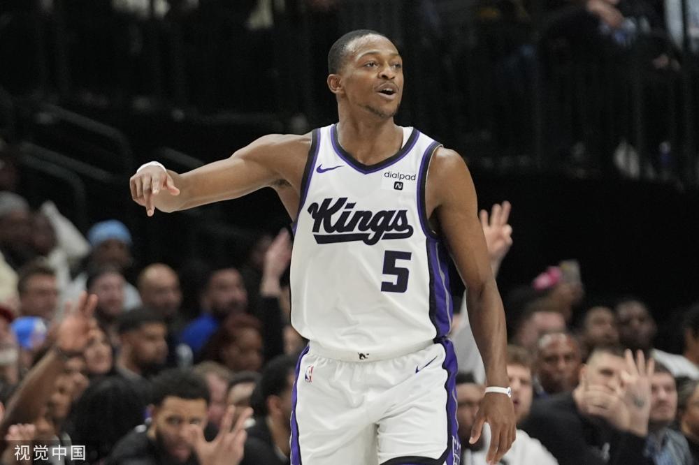 間的差距明 間的差距明