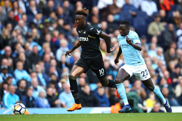 并开始着手 并开始着手